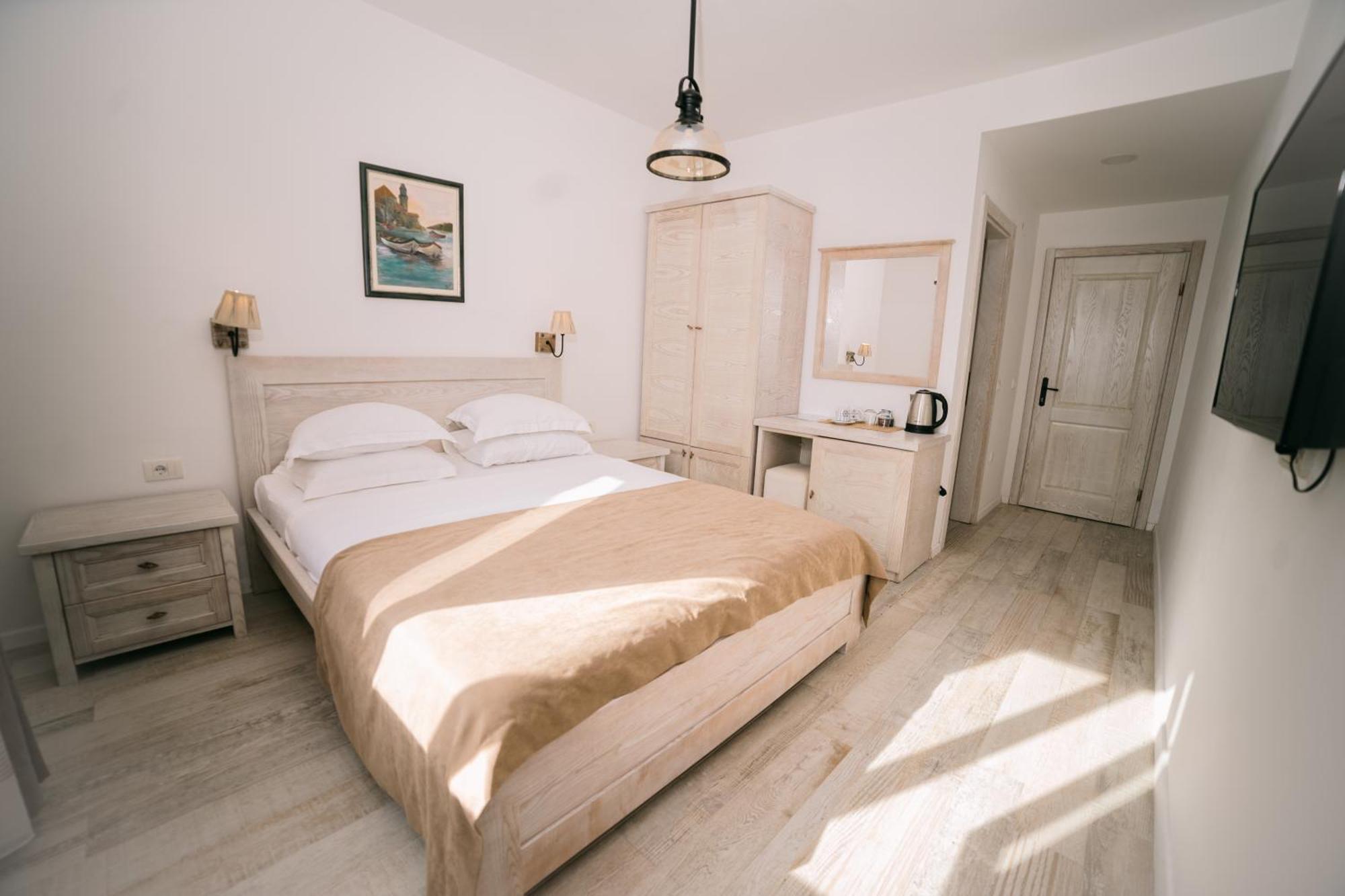 Hotel Pirate Old Town Ulcinj Luaran gambar